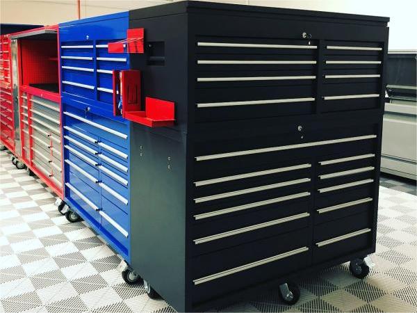 Ar vertos metalinės garažo spintos?