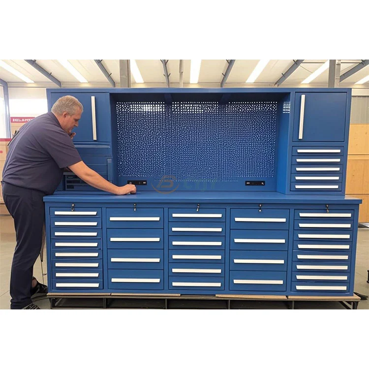 Garažo spintelės „Workbench“